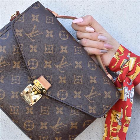 louis vuitton walet bag|best Louis Vuitton wallet.